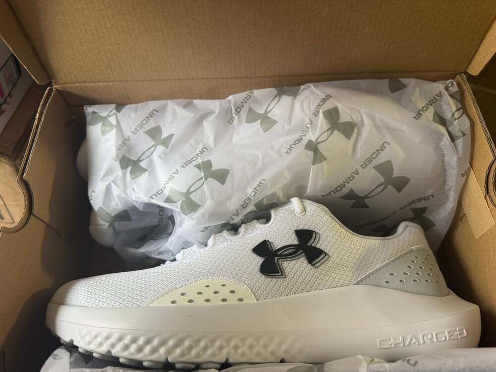 Under Armour Men's UA Charged Surge 4 Running Shoes White/Halo Grey Size 9.5